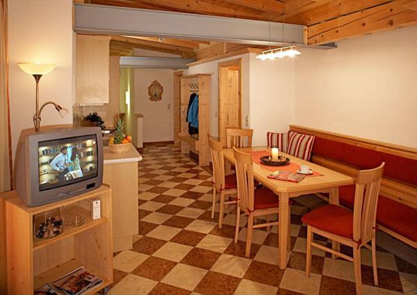 Apart Ehart Sankt Anton am Arlberg Bilik gambar